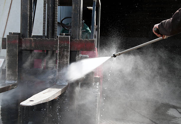 Why Choose Our Certified Pressure Washing Experts for Your Project Needs in Thatcher, AZ?